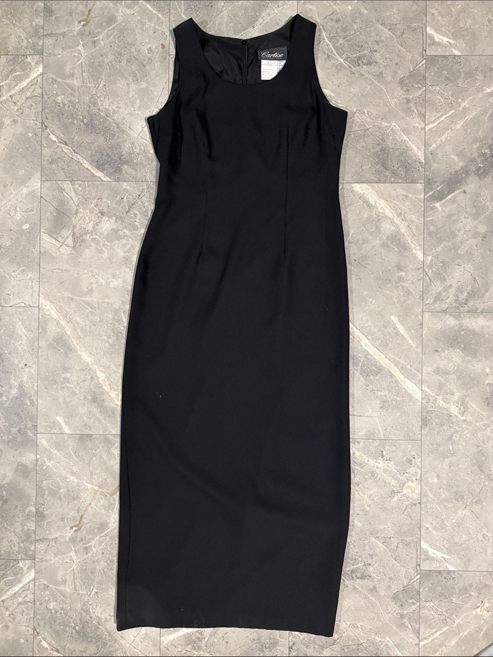 Elegant Black Sleeveless Sheath Dress